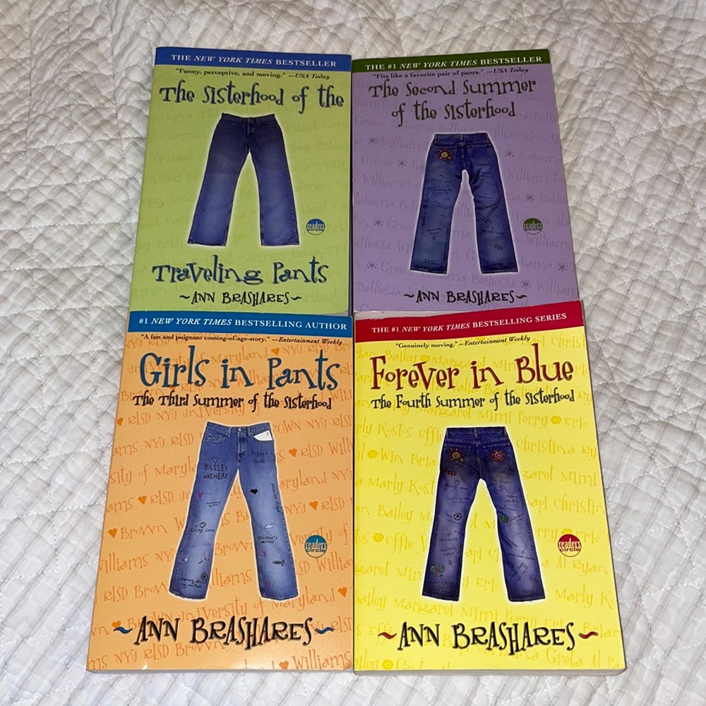 The Sisterhood of the traveling pants Books